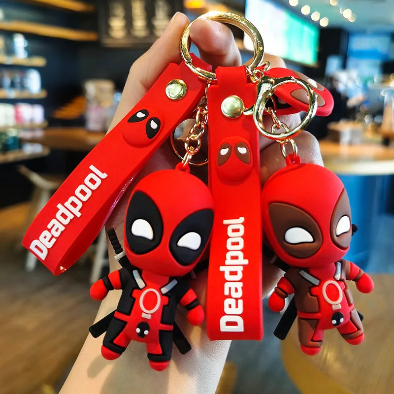 💥 Marvel Cute Anime Figures – Deadpool Q Version Keychain | Fun Bag Pendant & Stylish Couple Jewelry 🎒🖤